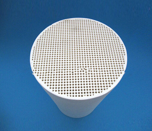 Dia144*152.4mm Ceramic Cordierite Diesel Particulate Filter DPF Honeycomb Ceramic