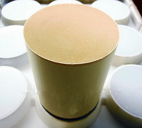 Car Catalyst Carrier Ceramic Honeycomb Substrate for Exhaust System