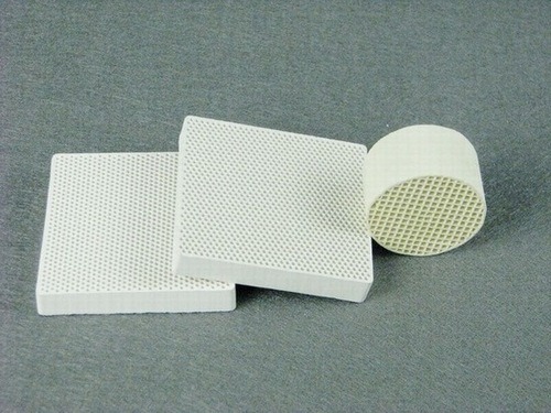 Porous Ceramic Honeycomb Filter for Metallgury