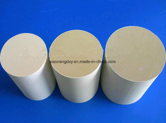 Honeycomb Ceramic Substrate Catalyst Catalytic Converter for Car