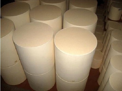 Vehicle/Auto Used Ceramic Honeycomb Catalyst Substrate