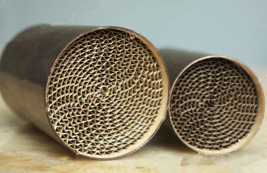 Honeycomb Catalytic Converter with Metal Substrate Catalyst for Car/Motorcycle